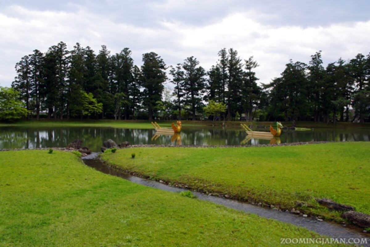 2. Motsu-ji Temple