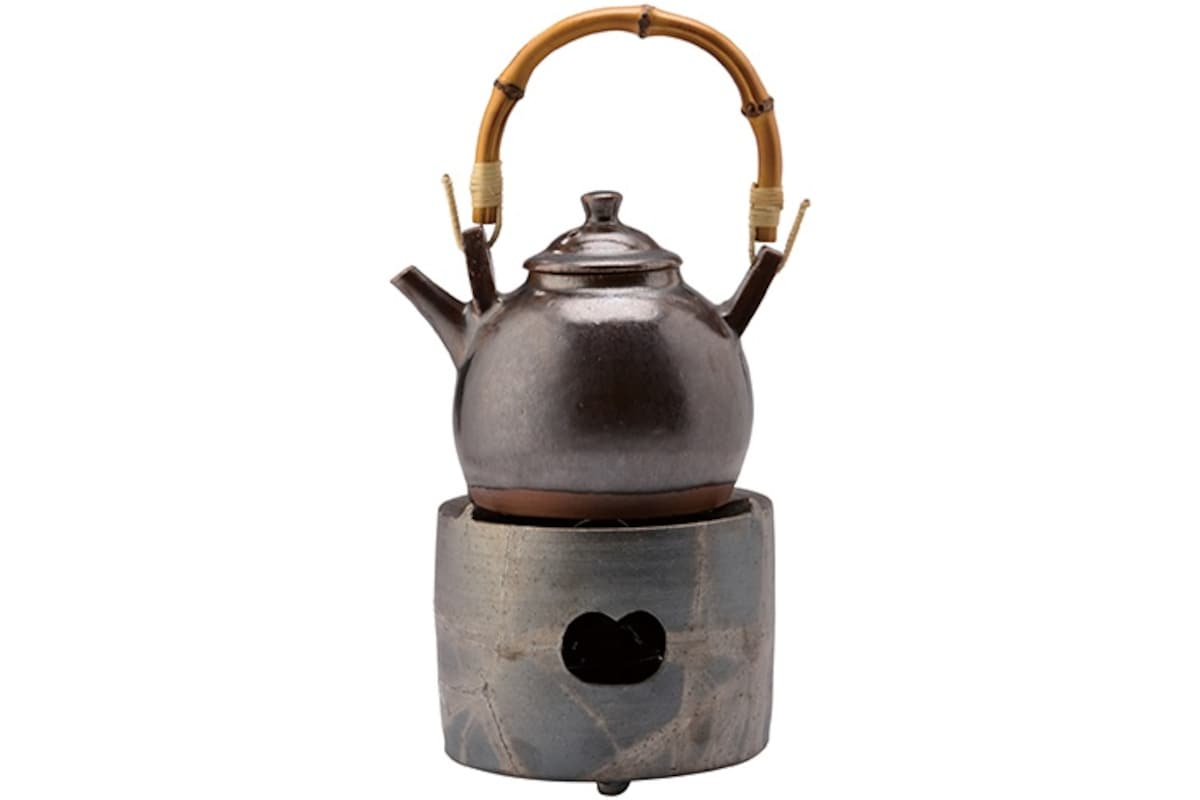 4. Hirosaki Ceramic Teakettle Set (Aomori)