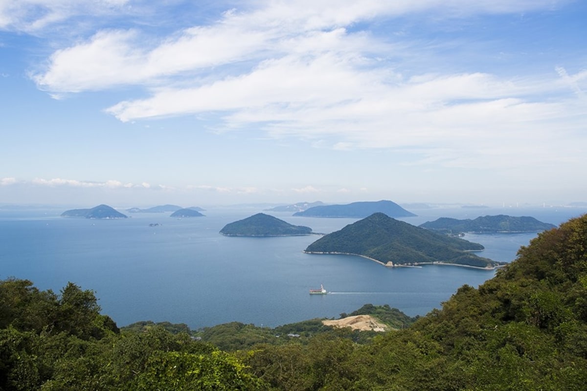 Остров сикоку. Остров Сикоку Япония. Сикоку мора. Seto Inland. Японское море Сэто.