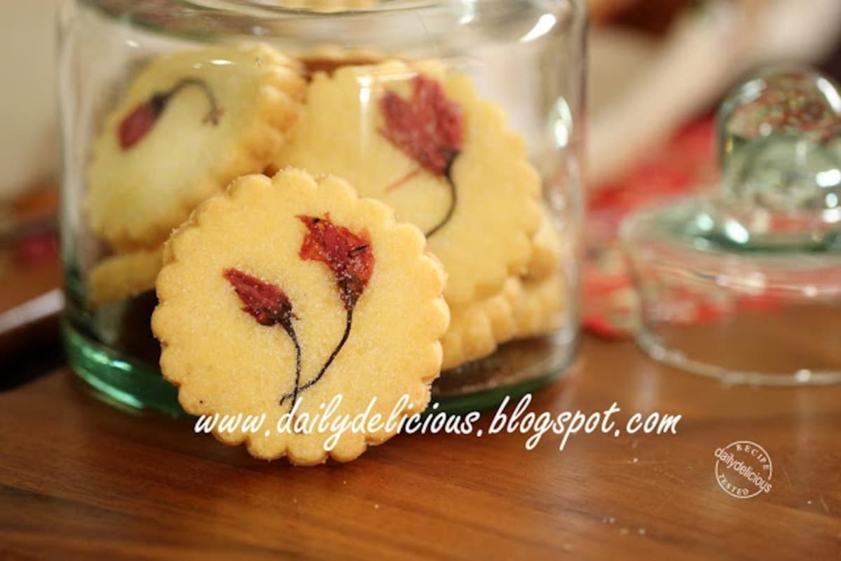 11. Sakura Cookies