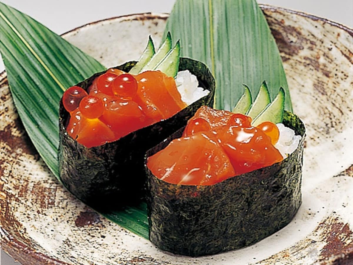 5. Gunkan Sushi