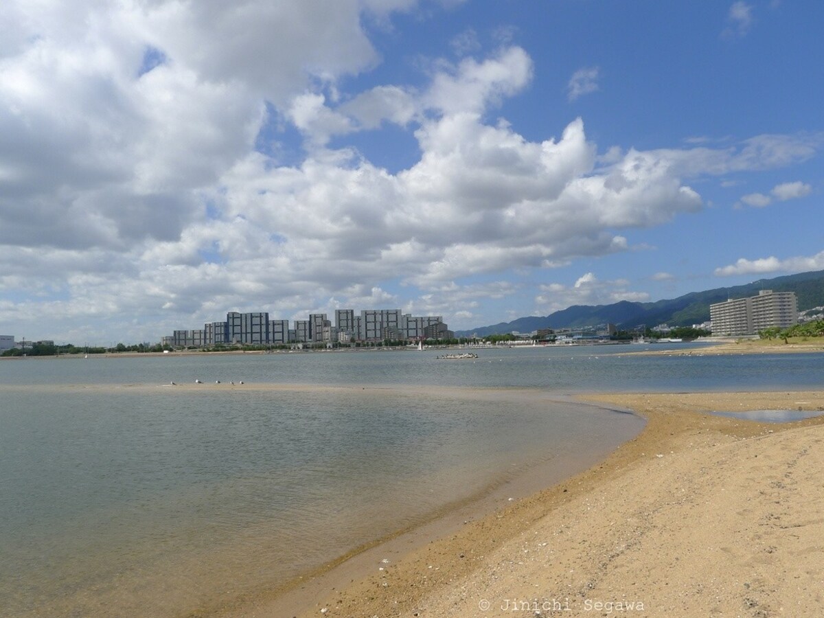 香栌园海水浴場（御前浜公园）—《辺境・近境》