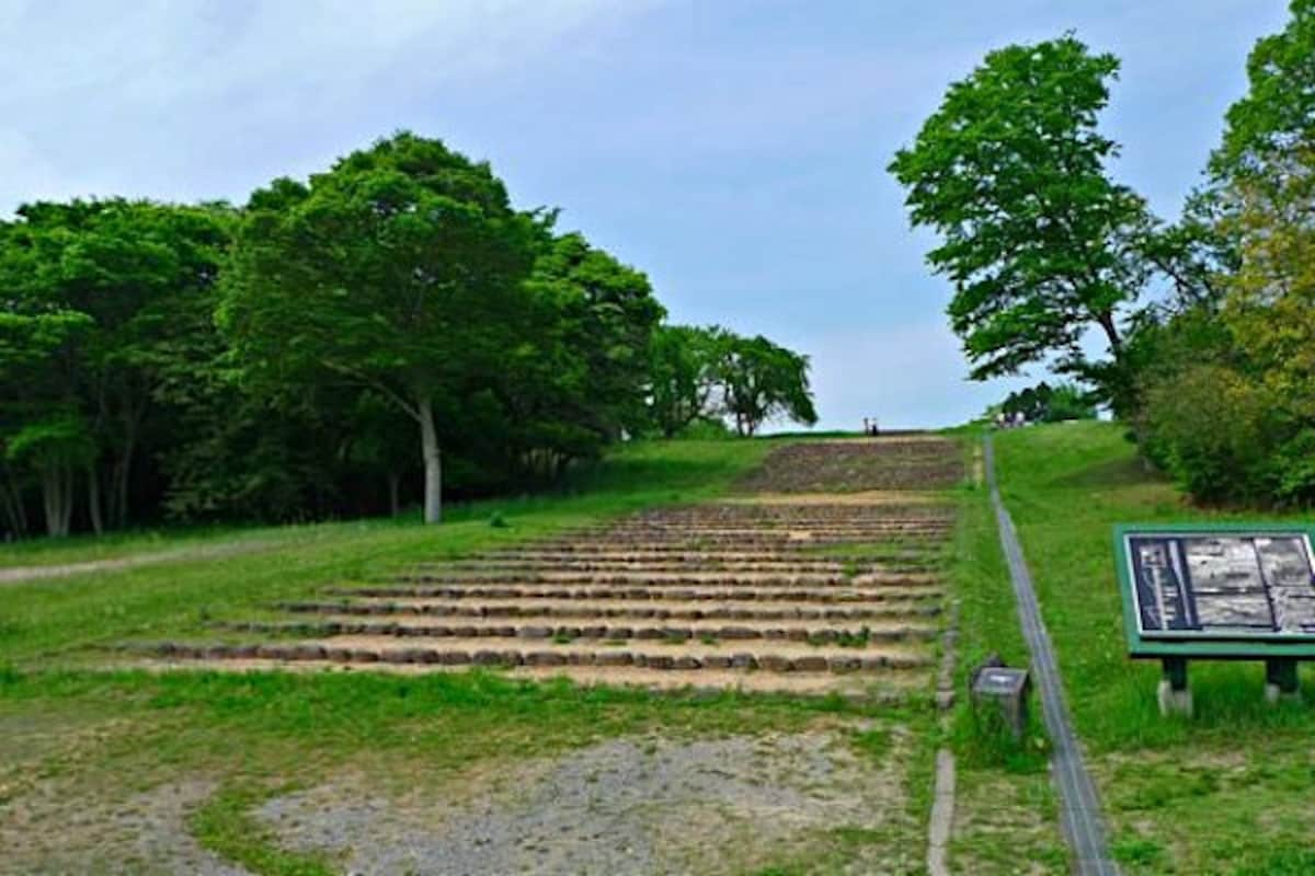 7. Taga Castle (Tagajo City, Miyagi, ☆☆)