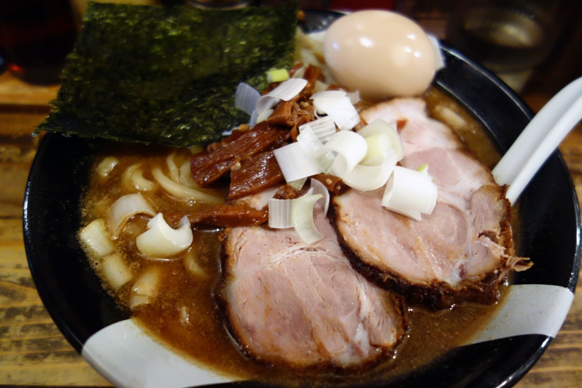 4. NIBOSHI RAMEN ร้าน NAGI GOLDEN GAI (Shinkuku)