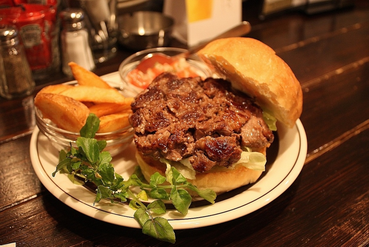 1. Centre4 Hamburgers — Hida Beef Burger (Gifu)