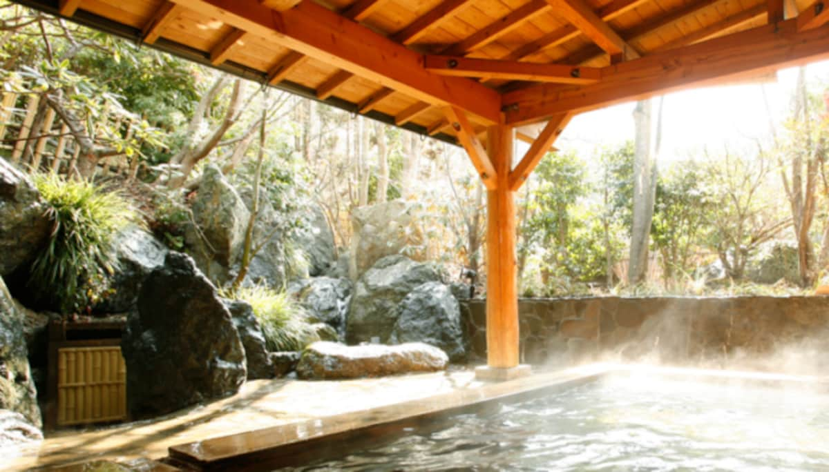 6. Shimizu Ryokan (Yufu, Oita)