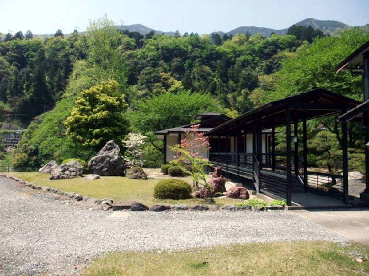 6. Ibigawa Kyuen (Gifu)