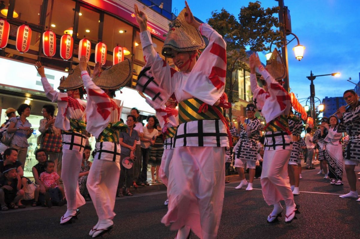 2. Kagurazaka Matsuri