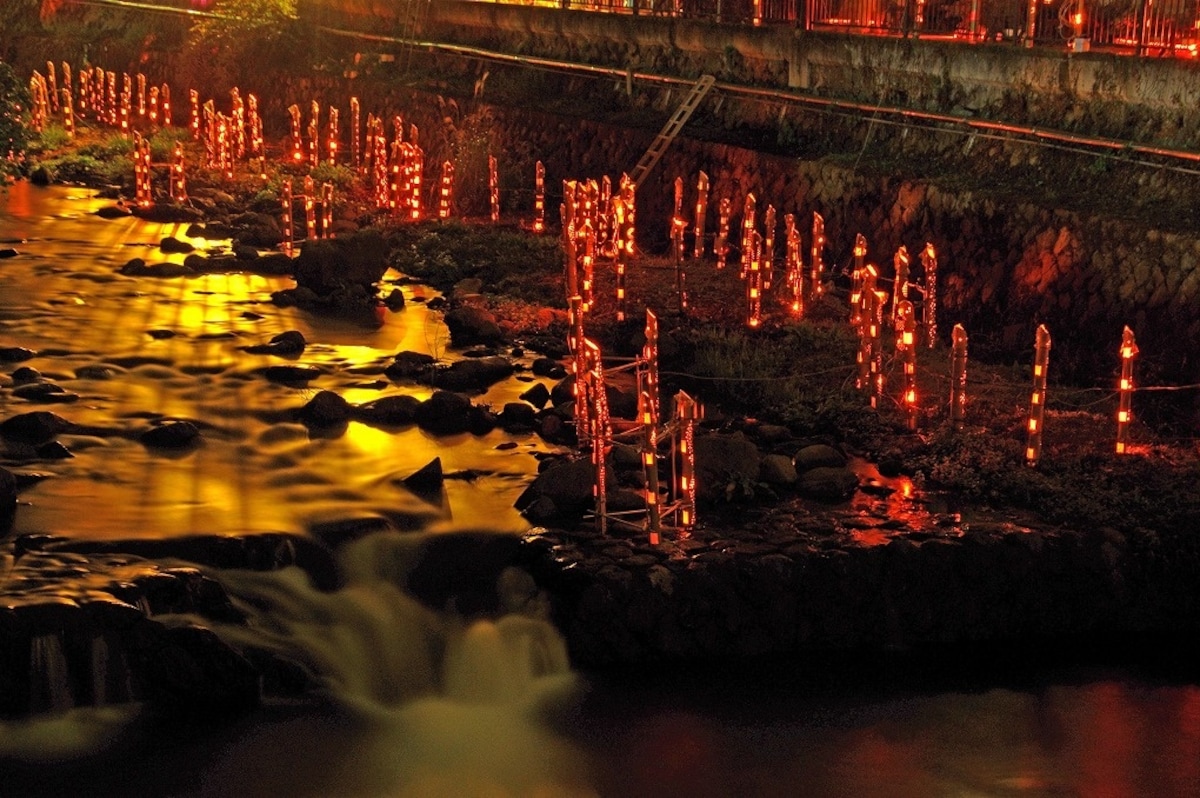 竹燈籠＆花火之夜 (灯りの祭典)