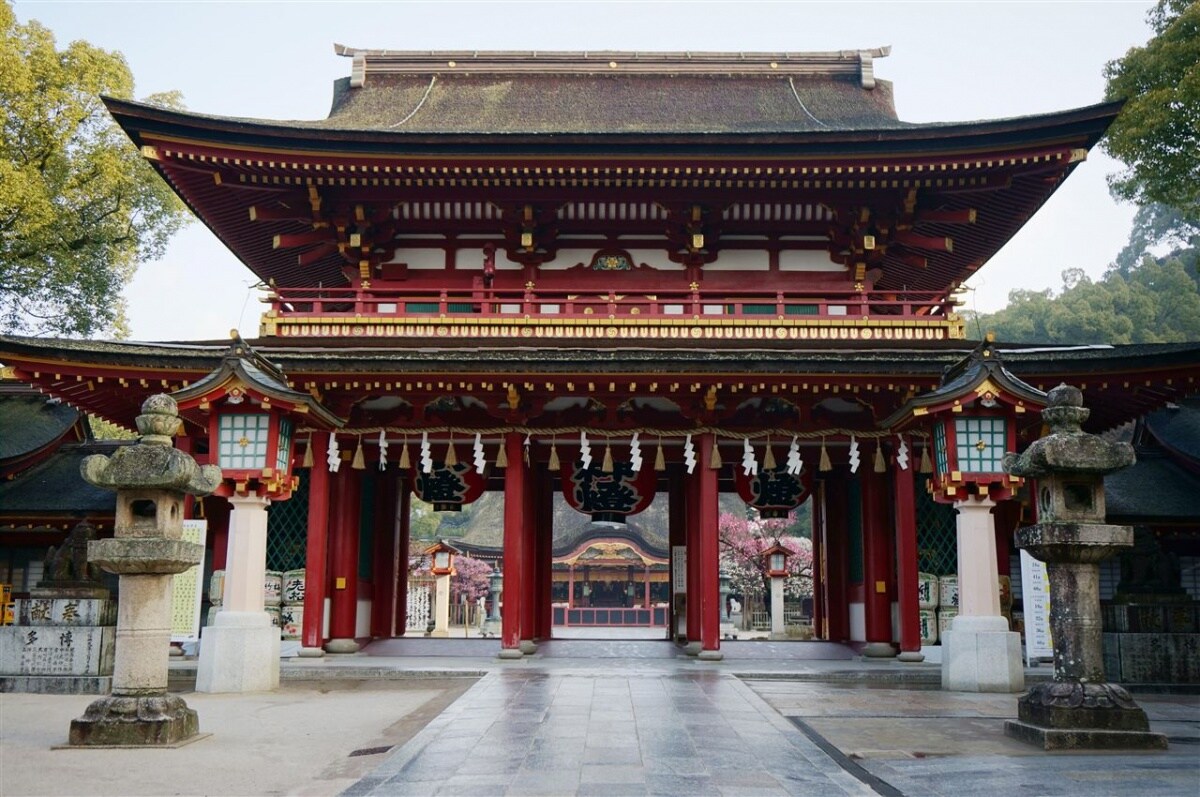 2. ศาลเจ้า Dazaifu Tenmangu