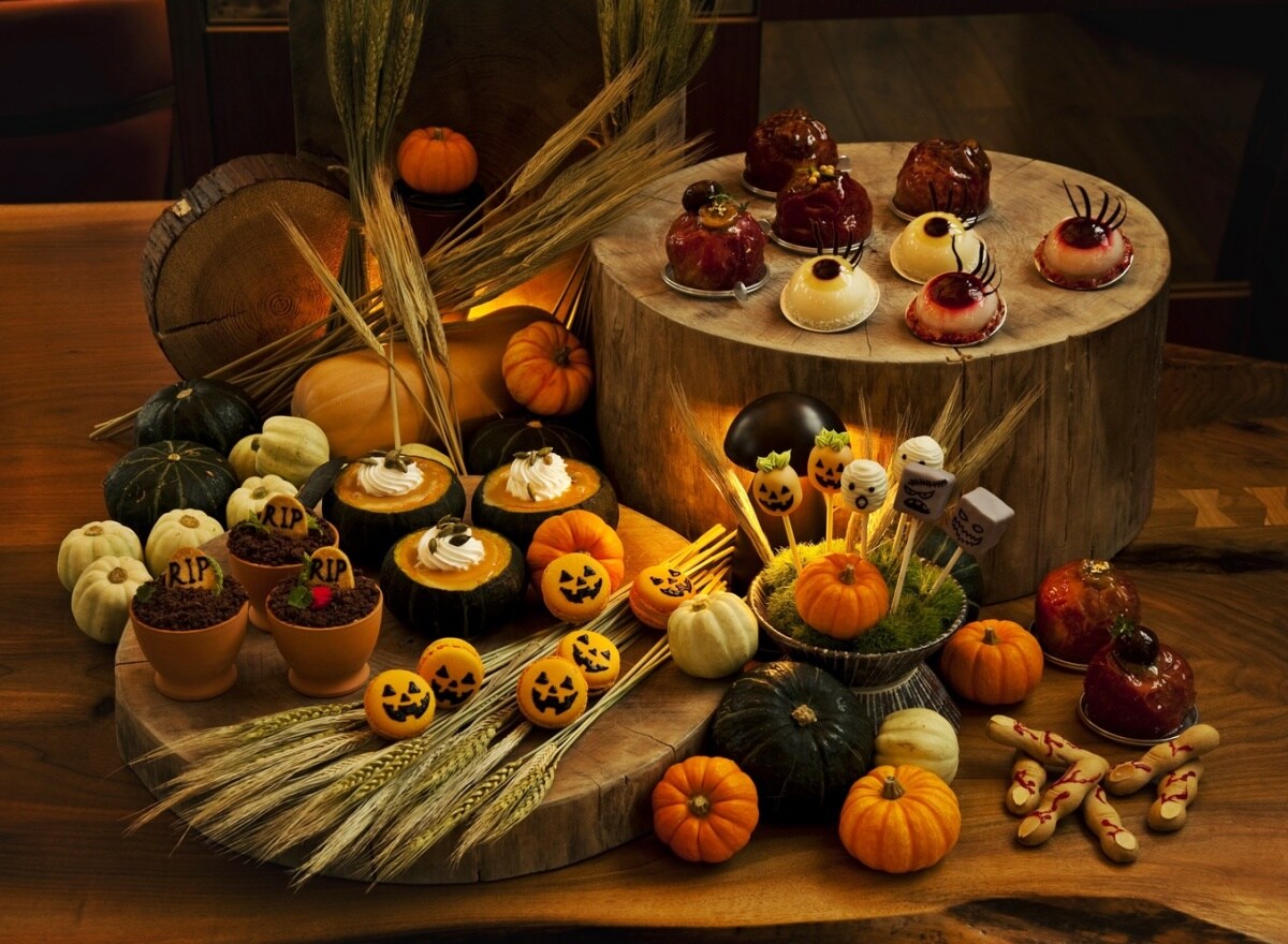 13. Pastry Shop’s 'Halloween Sweets'