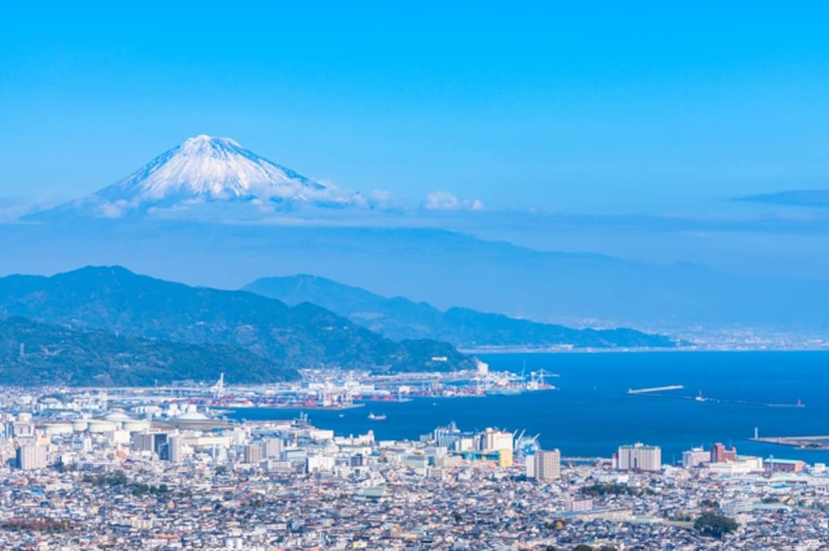 17. Fujisan, Sacred Place & Source of Artistic Inspiration (Yamanashi & Shizuoka)