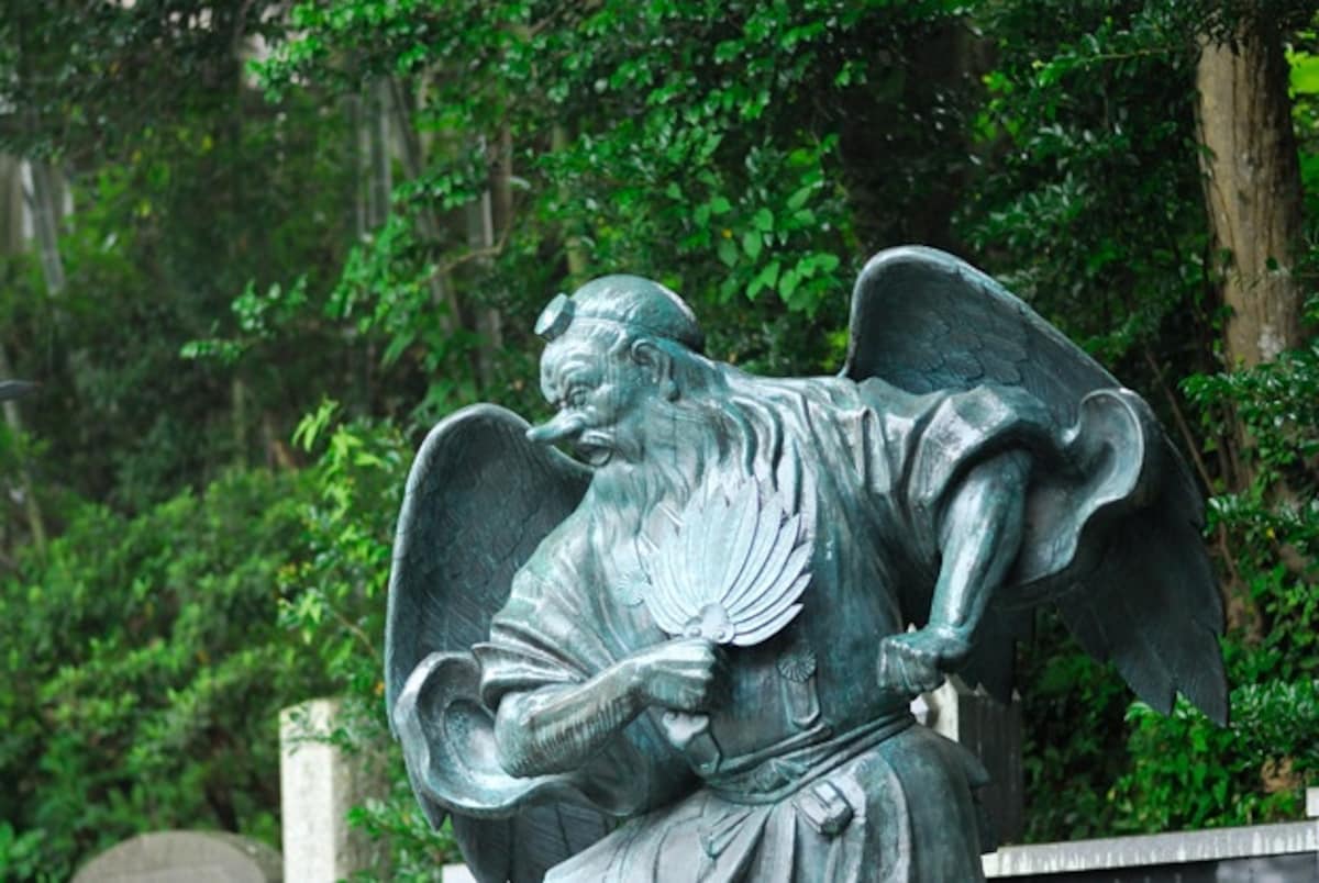 2. Tengu