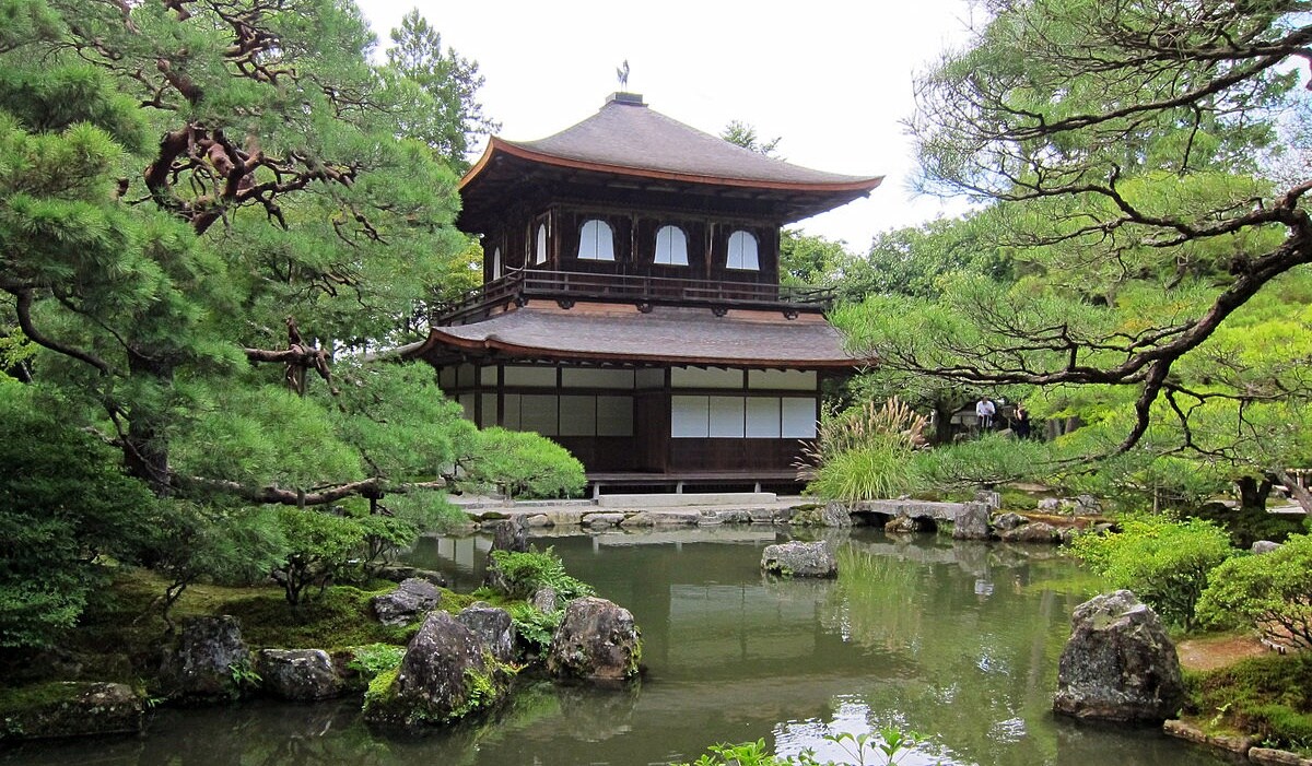 Гинкаку дзи буддийский храм в Киото