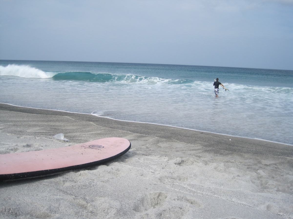 Surfing: Niijima Island (Tokyo)