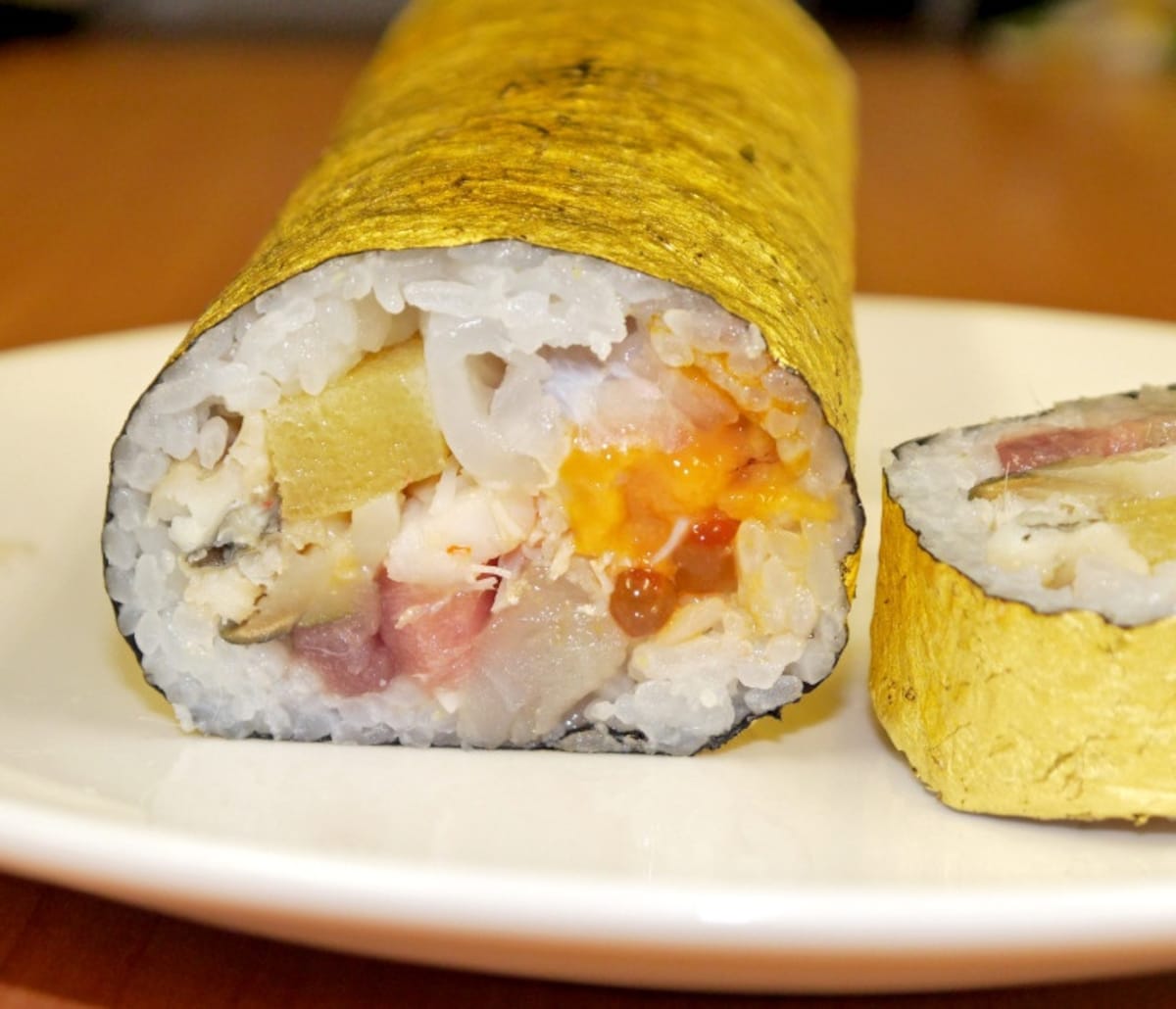 the-most-expensive-sushi-roll-we-ve-ever-seen-all-about-japan