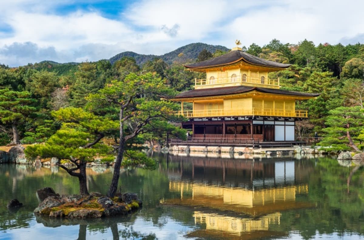 4. Kinkaku-ji (Kyoto)