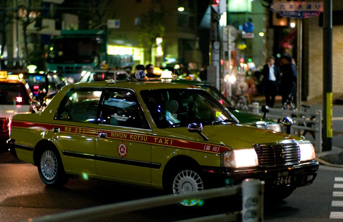 Токио полицейские машины 2002