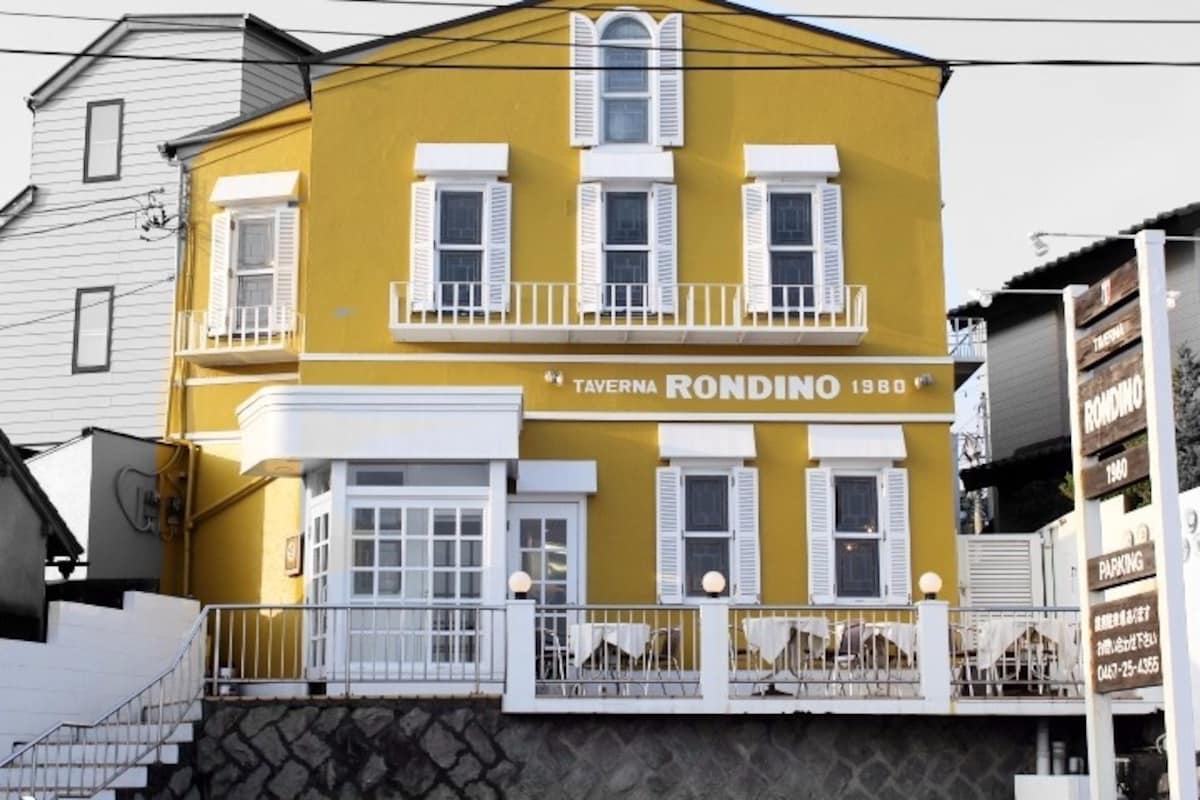 4. Taverna Rondido (Inamuragasaki)