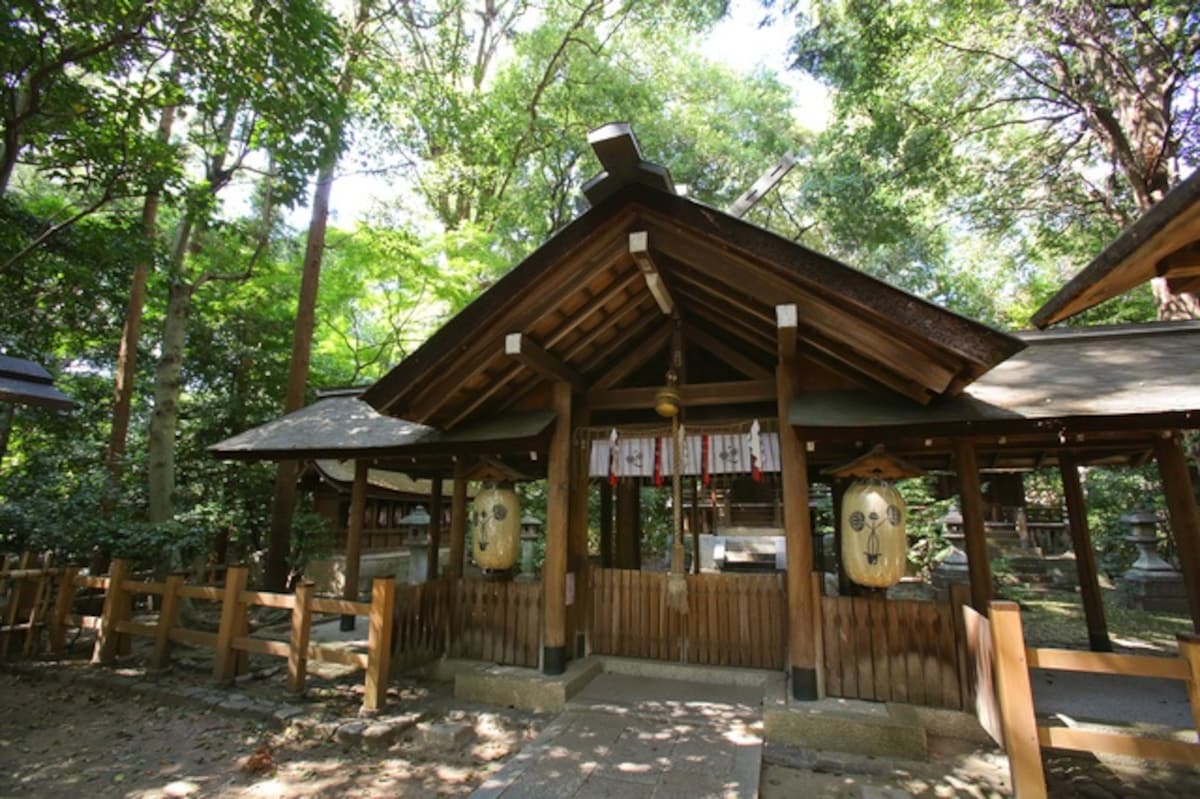 幽靜且神秘的三本鳥居｜木島坐天照御魂神社 (蠶之社)