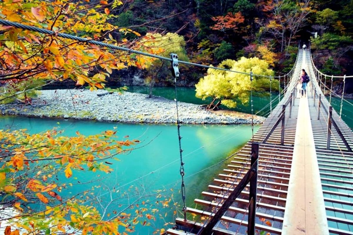 Walk Above a Lake at Yumo no Tsuribashi Suspension Bridge