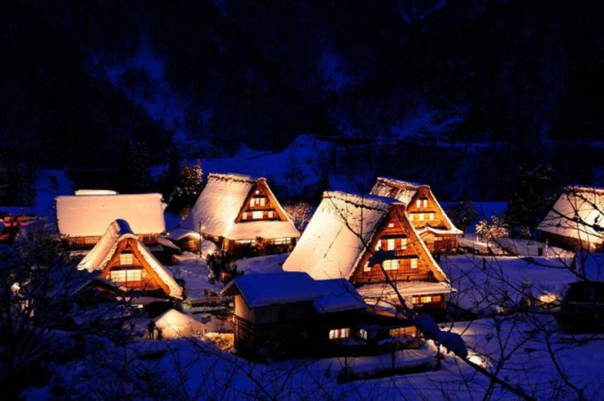 5. Shirakawago - the unique village found nowhere else in the world