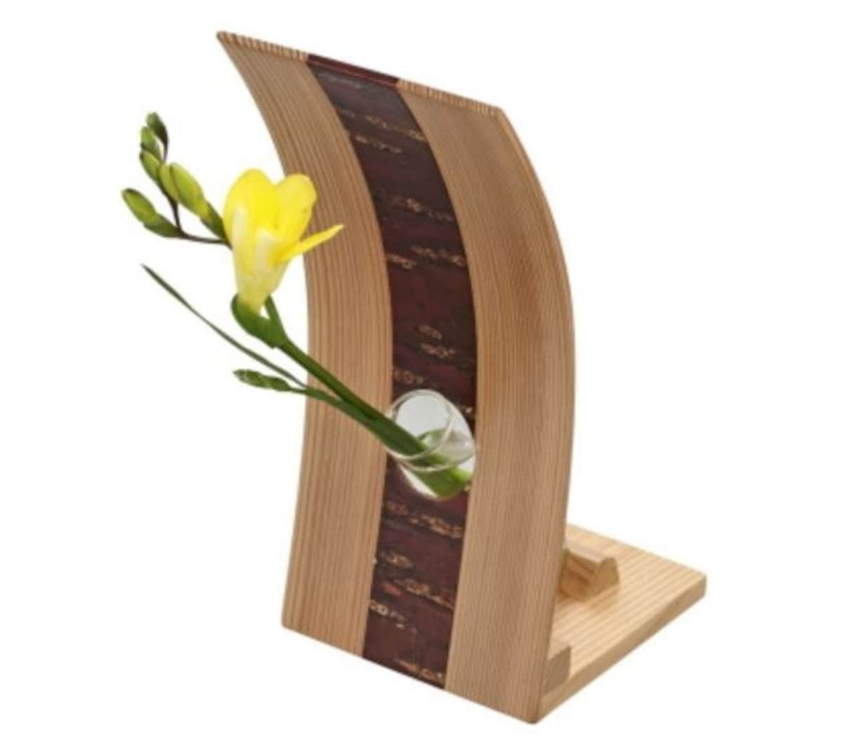 Cherry Bark & Cedar Modern-Style Japanese Vase