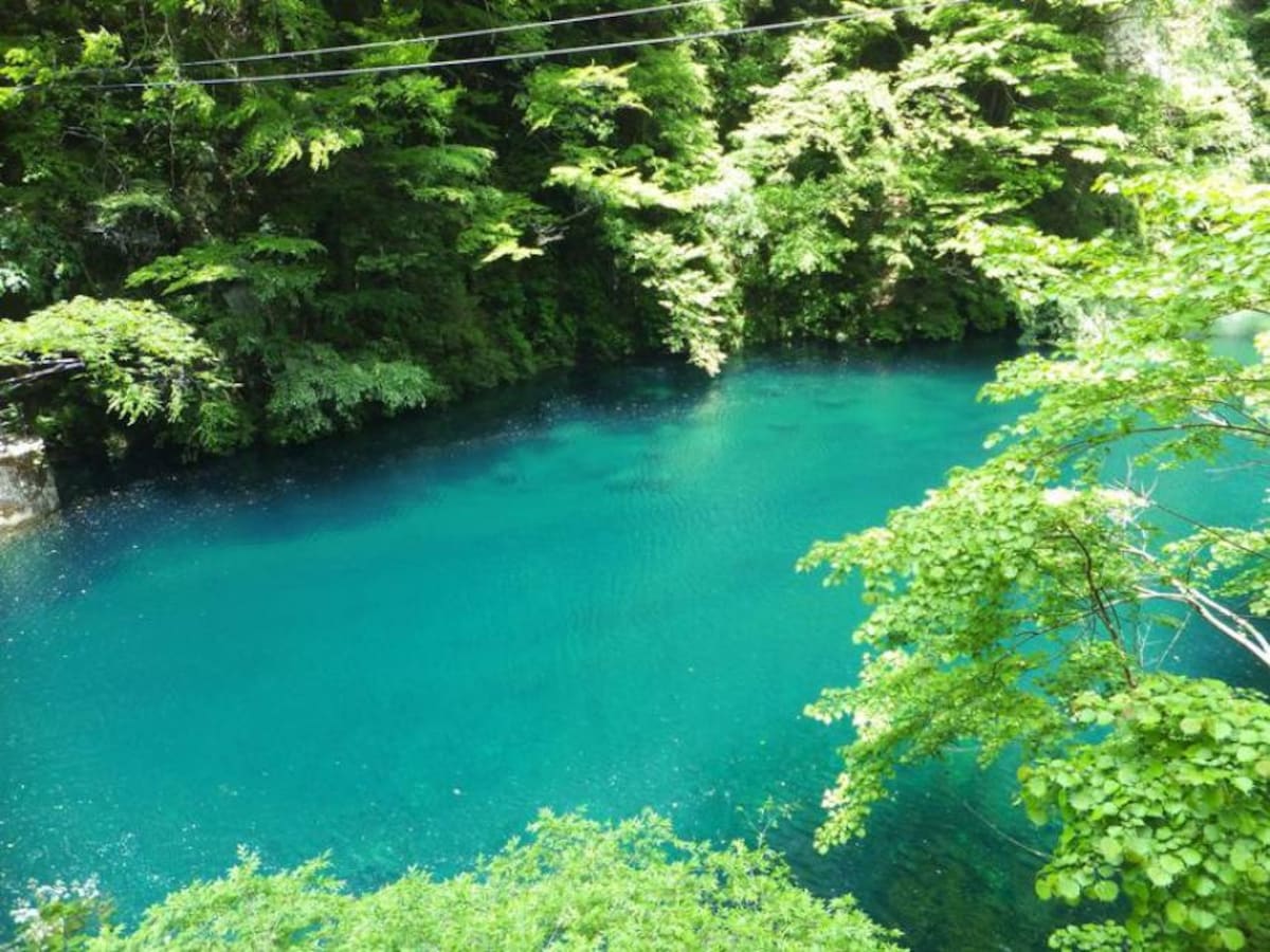 12. Amazing emerald green at Yushin Ravines