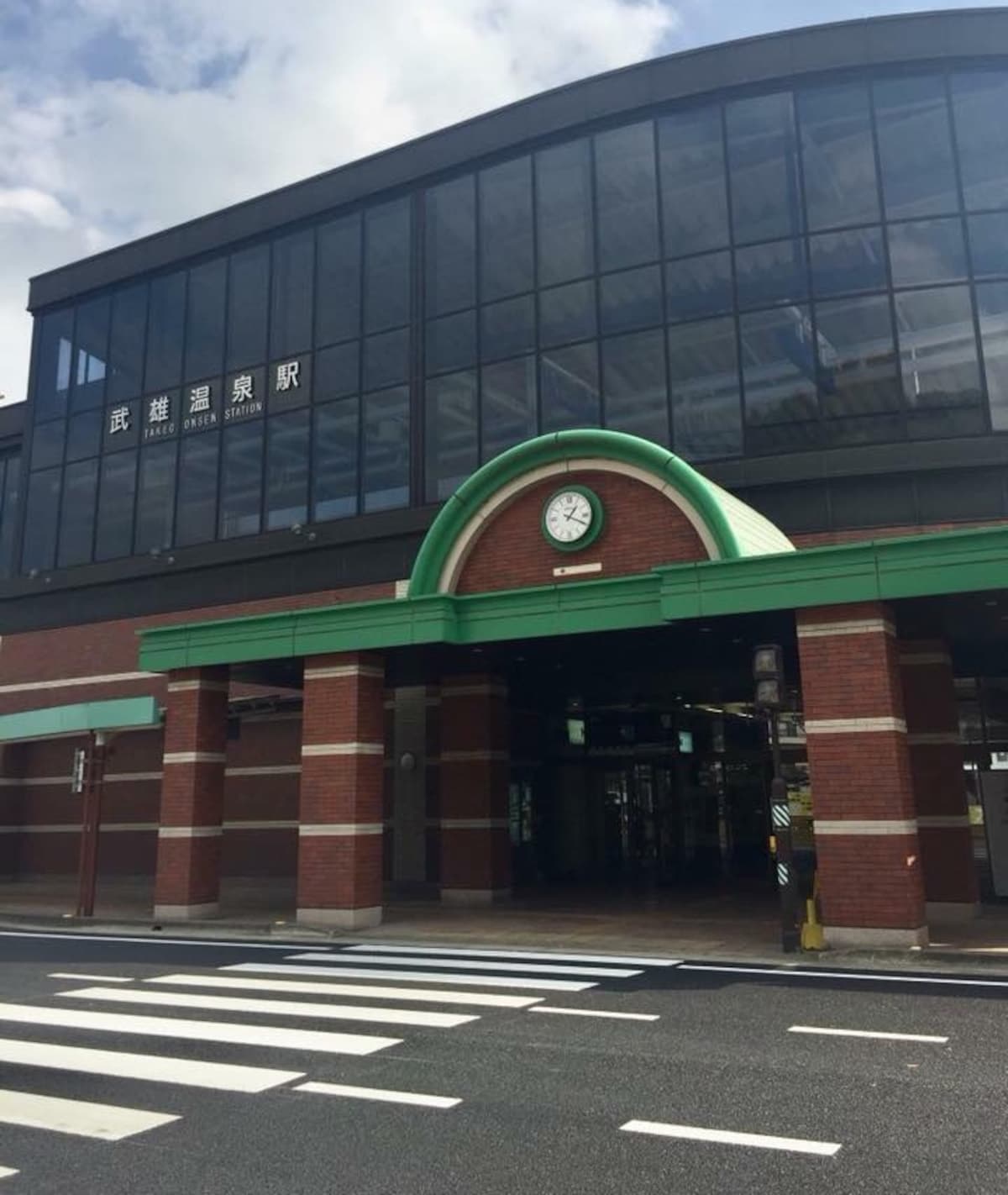 เริ่มต้นการผจญภัยจากสถานี Takeo Onsen