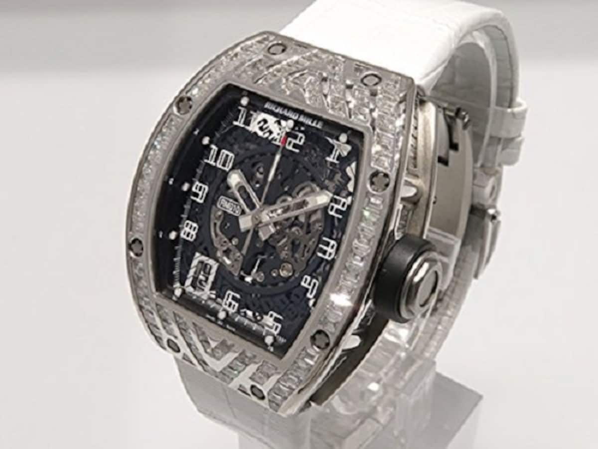 ② Richard Mille ริชาร์ด มิลล์ รุ่นRM010 (10,944,287 บาท)