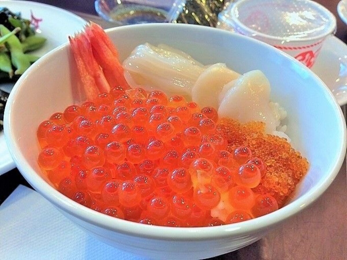 7. Fantastic seafood breakfast at Vessel Inn Sapporo Nakajimakoen (from US$55)