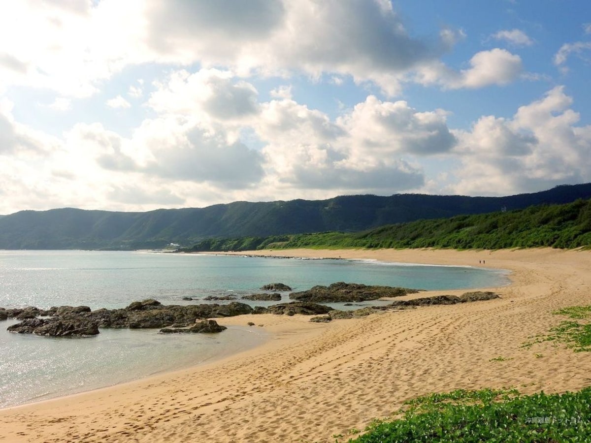 9. The unparalleled beauty of the Heart Rock in Amami Oshima