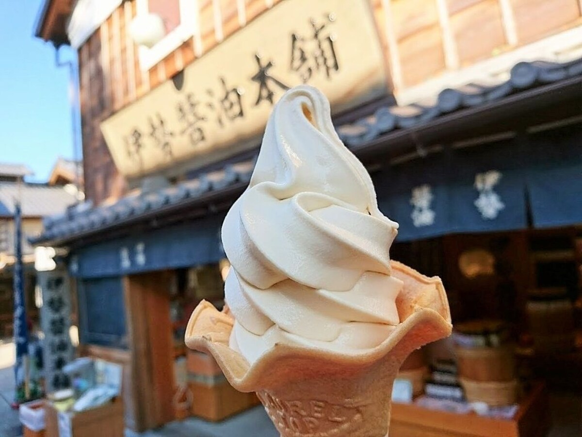 7. The best food street in Ise - Okage Yokocho