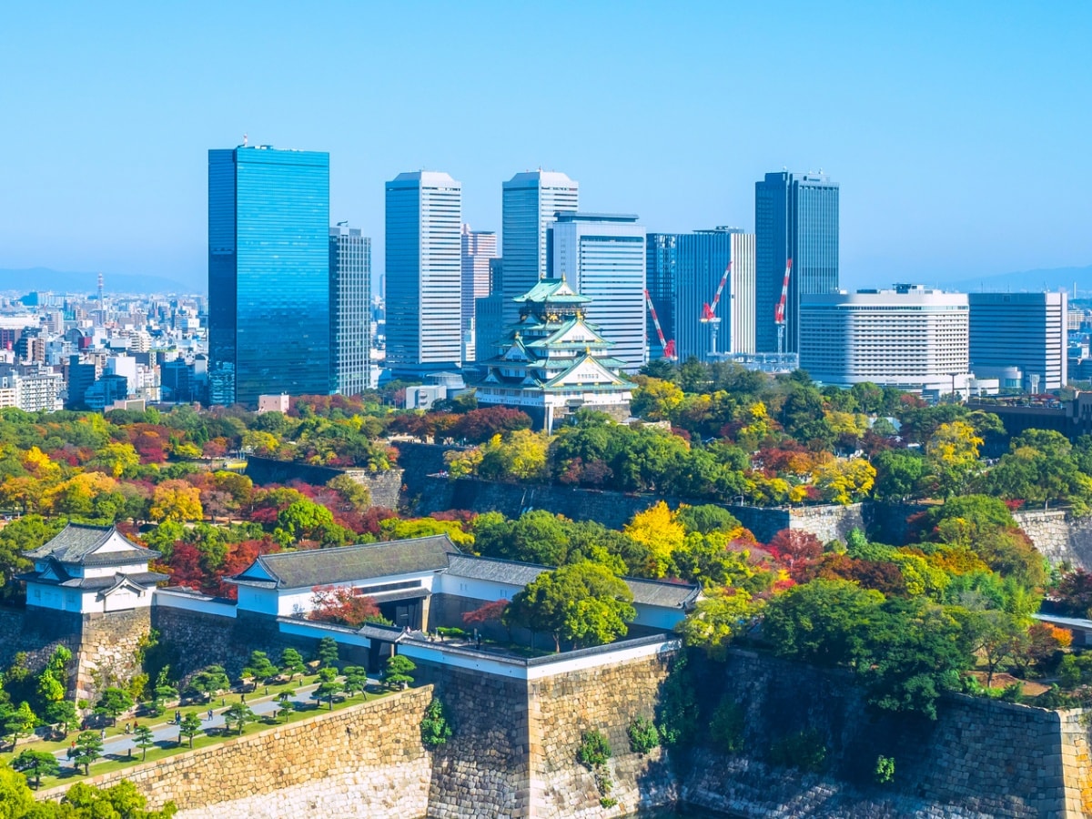 1.ปราสาทโอซาก้า (Osaka Castle)