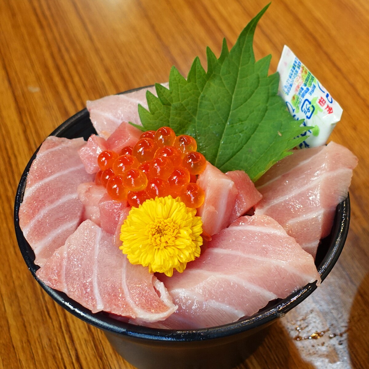 ■ 日本產天然鮪魚專賣店・まぐろや黒銀 築地本店