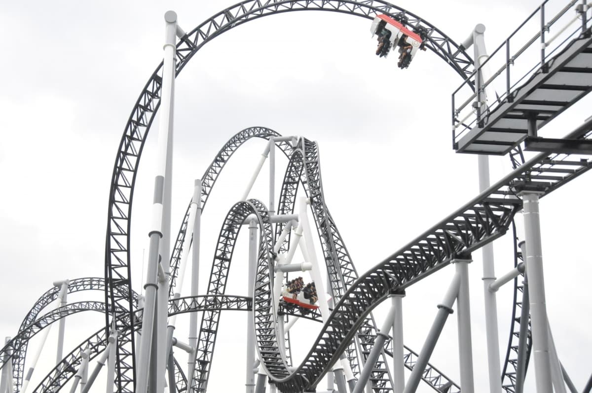 4. ฟูจิคิว ไฮแลนด์ (Fuji-Q Highland)