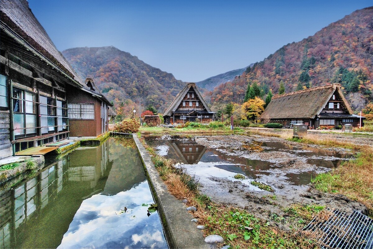 10. หมู่บ้านโกคายาม่า มรดกโลกพี่น้องของชิราคาวาโกะ (Gokayama)