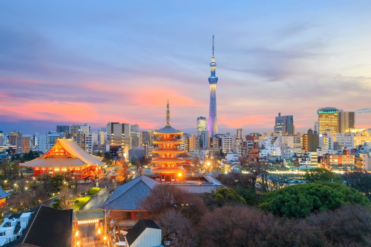 1. Asakusa (浅草)