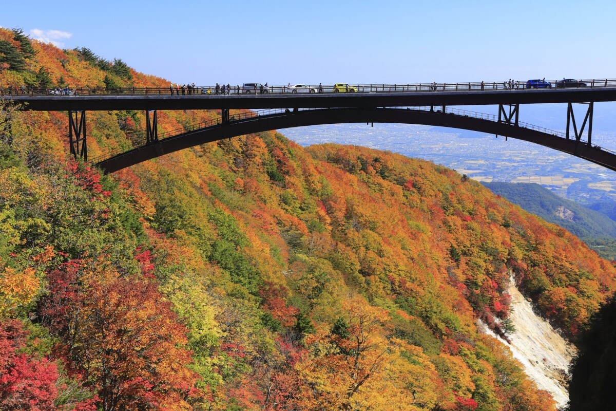 6. ถนนบันได-อะซุมะ สกายไลน์  ฟุคุชิมะ (Bandai-Azuma Skyline, Fukushima)