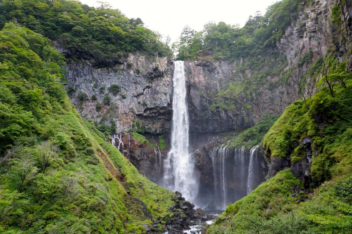 1. น้ำตกเคกอน (Kegon Falls)