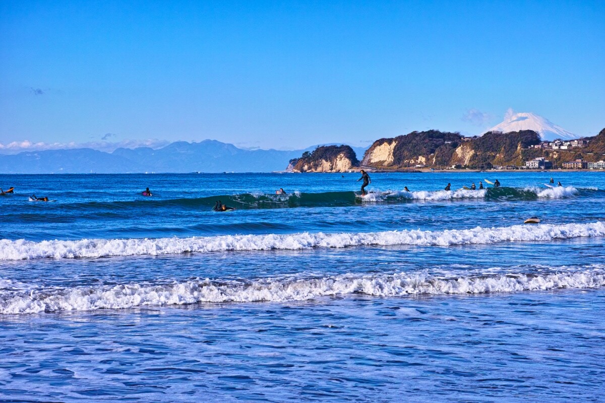 9. ชายหาดยูอิกะฮามะ, คานากาวา (Yuigahama Beach, Kanagawa)