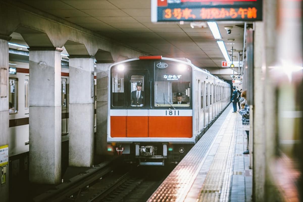 How to Get Around Osaka