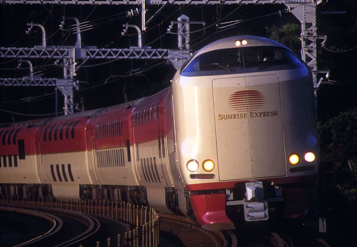 5. Sunrise Izumo รถไฟตู้นอนขบวนสุดท้ายของญี่ปุ่น