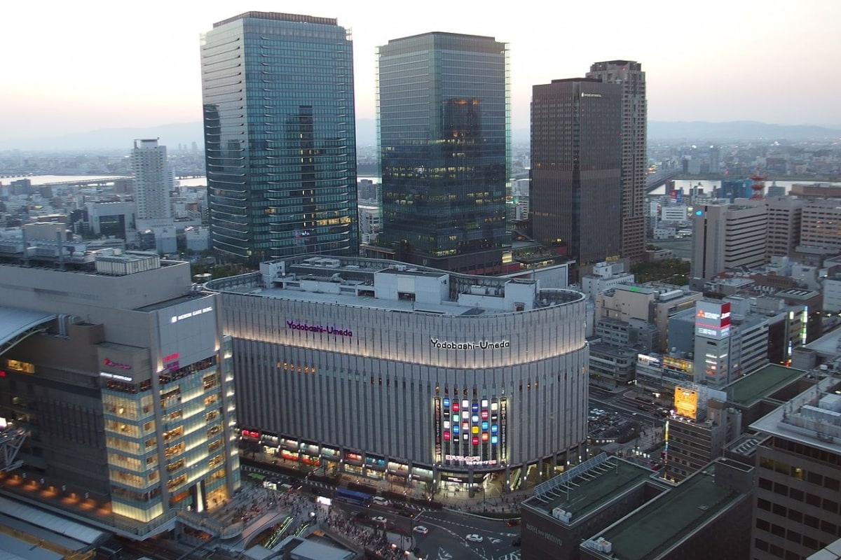 3. ย่านอุเมดะ (Umeda)