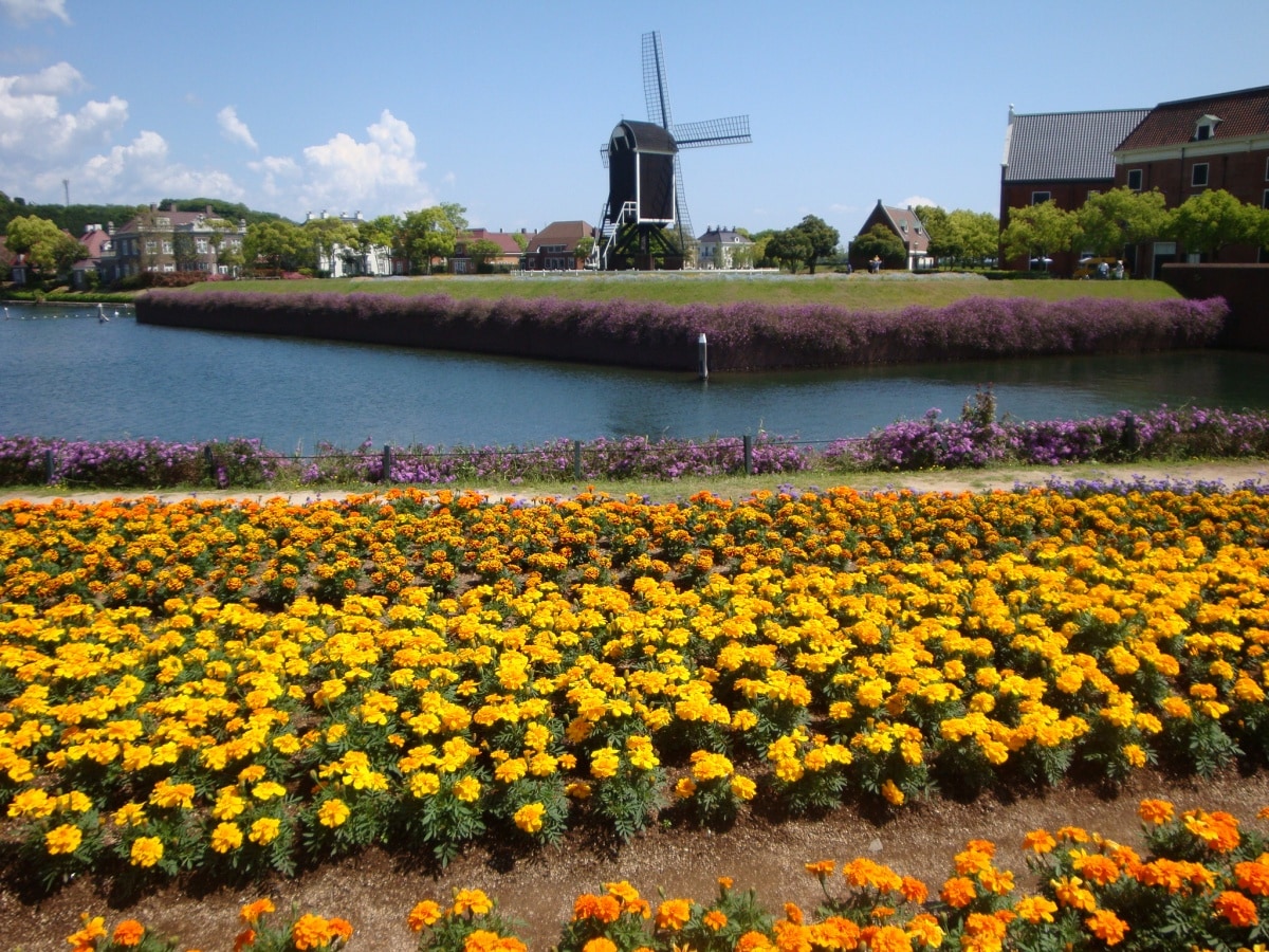 3. เฮาส์เทนบอช จังหวัดนางาซากิ (Huis Ten Bosch, Nagasaki)