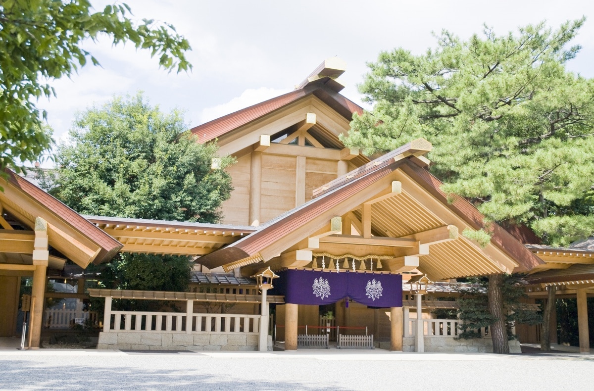 6. ศาลเจ้าอัตสึตะ (Atsuta-Jingu)