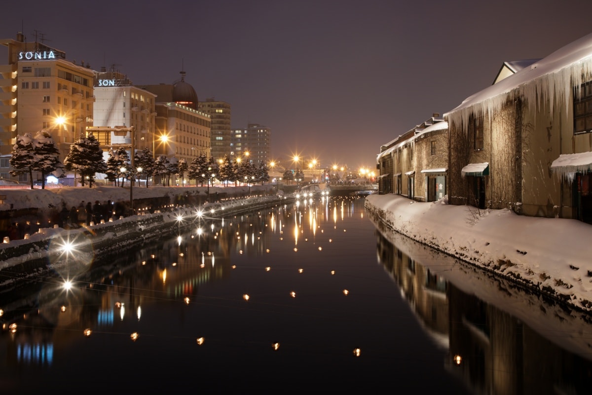 เทศกาลหิมะโอตารุ (Otaru Snow Light Path Festival)