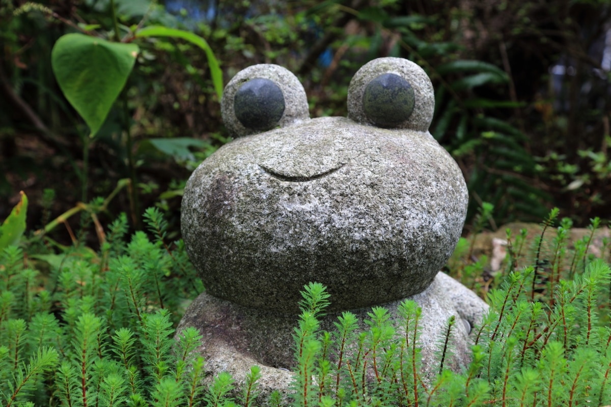 4. วัดเนียวอิรินจิ (Nyoirinji Temple)