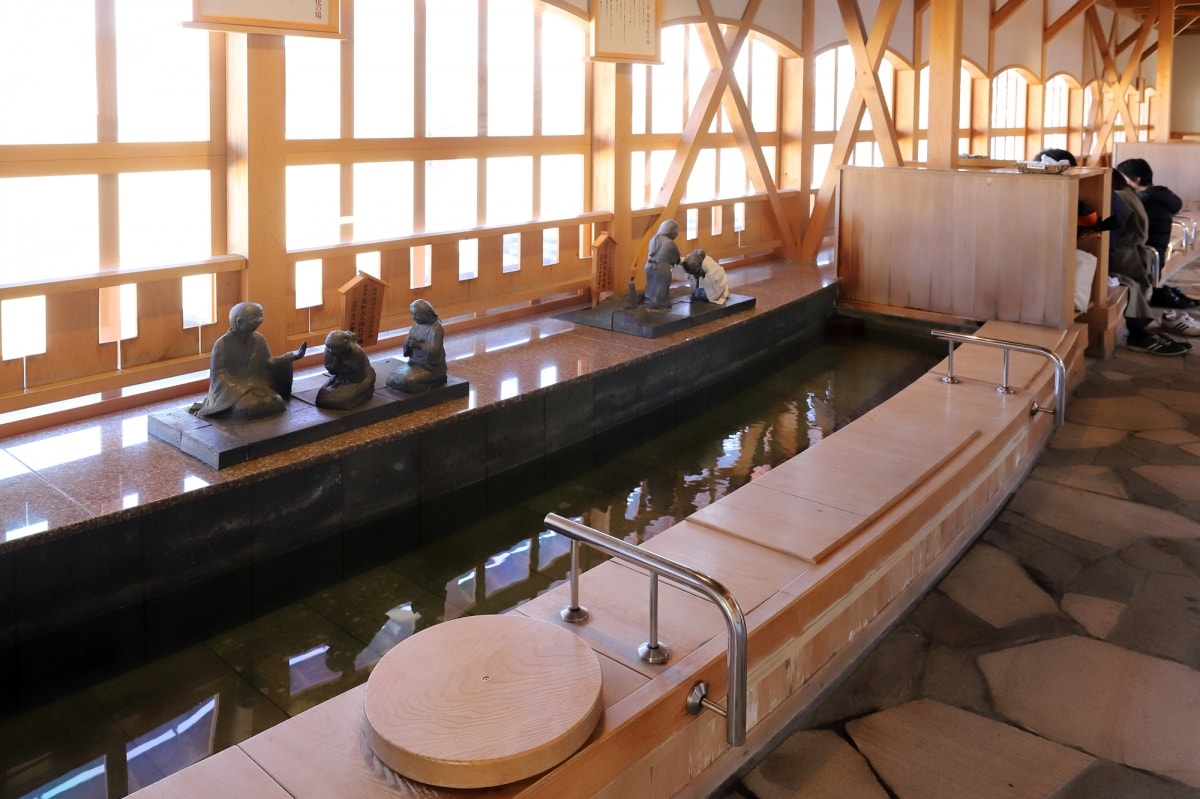 5. อาวาระ ออนเซ็น (Awara Onsen)