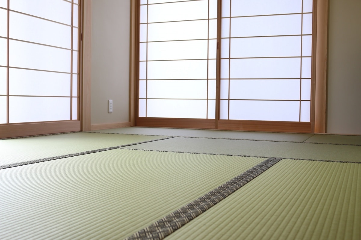 ทาทามิ (Tatami) 畳 (たたみ)